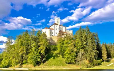 Trakošćan Castle – Tour Croatia’s most beautiful castle.